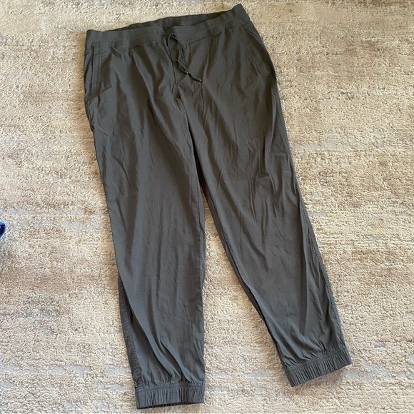Kuhl Haven Black Olive Dark Green Hiking Pants Joggers Elasticated Waist: XL - Picture 12 of 13